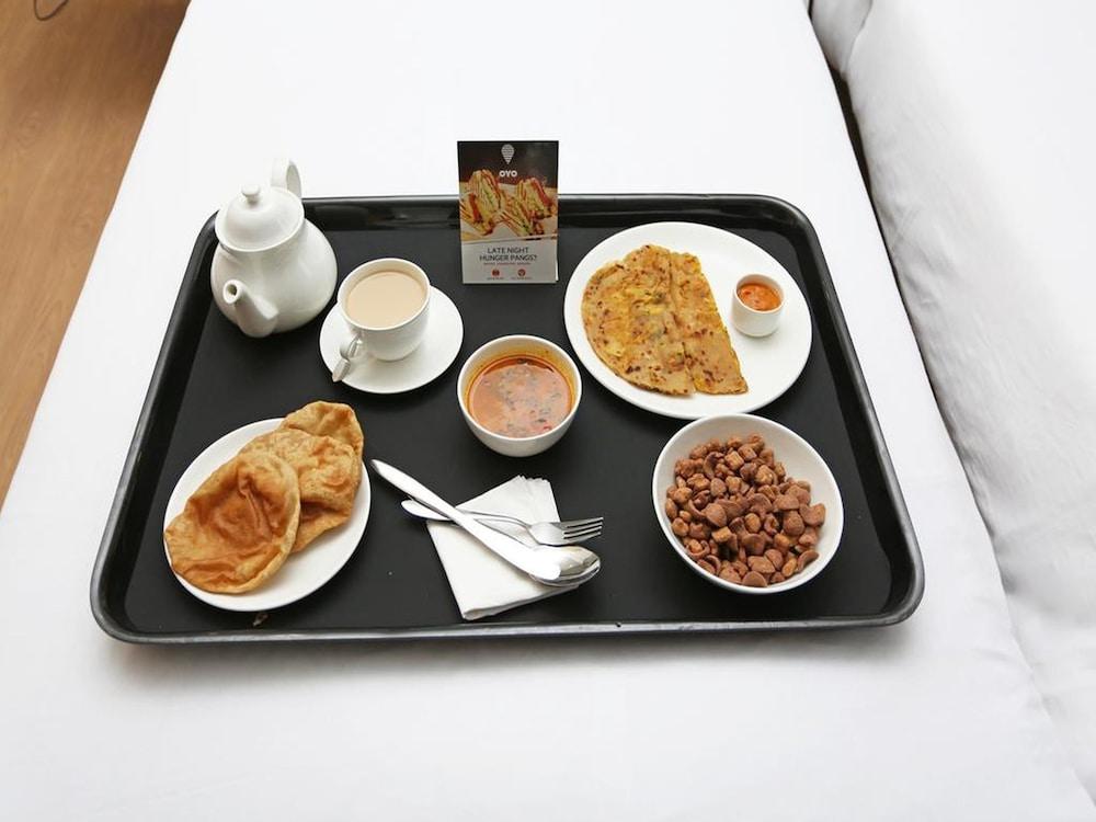 שמשבאד Oyo 29131 Hotel Mn Grand מראה חיצוני תמונה